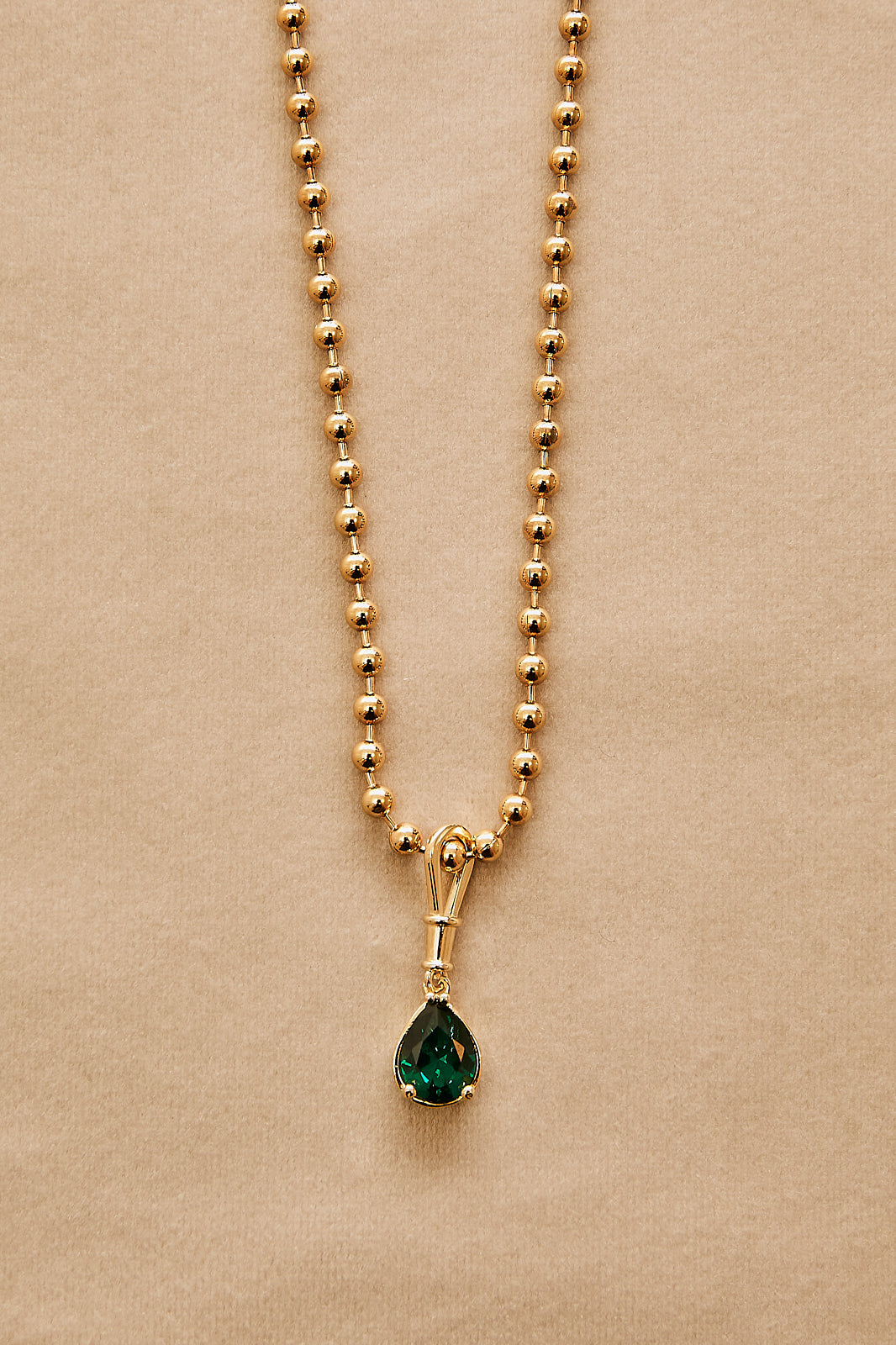 
                  
                    Charm  Magic Green
                  
                