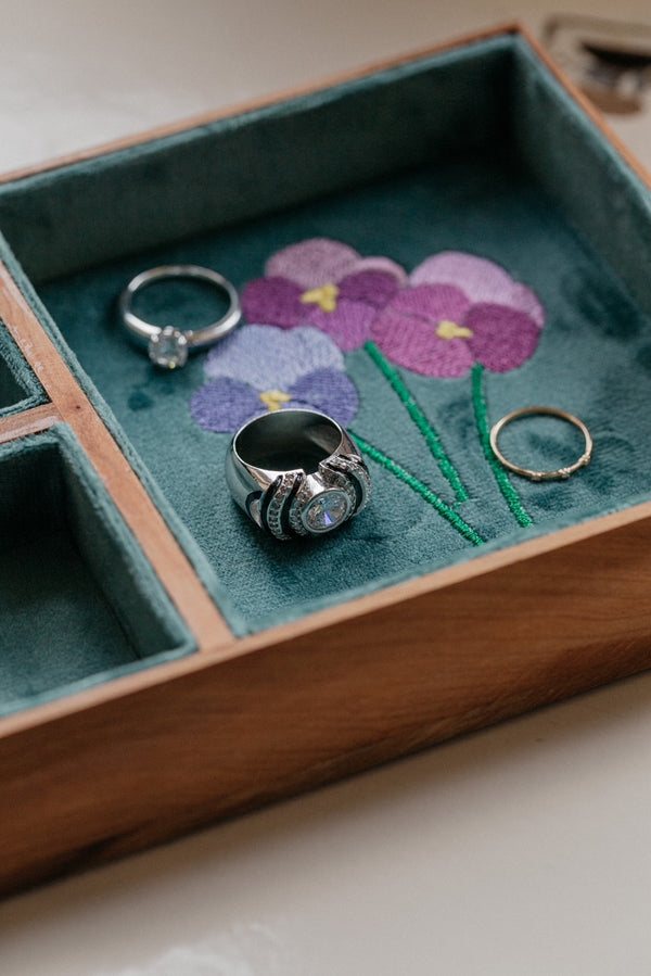 ANILLO AMARO