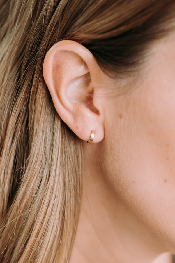 
                  
                    Pendientes Mini Douce Basic
                  
                